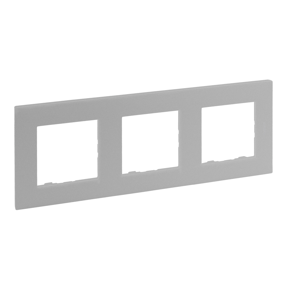 RAMKA POTRÓJNA ALUMINIUM NILOE STEP - 863393 - LEGRAND