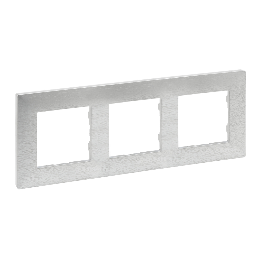 RAMKA POTRÓJNA SZCZOTKOWANE ALUMINIUM NILOE STEP - 863893 - LEGRAND