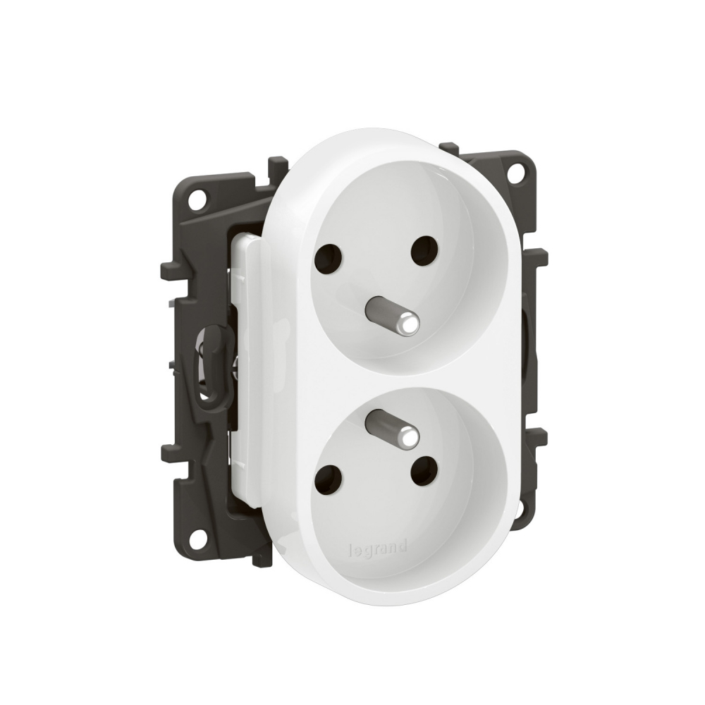 NOWE NILOE - GN. 2X2P+Z ZP, DO RAMEK WIELOKROTNYCH, ZAC. ŚR 16A - 250 V~ BIAŁE - NP3112WH - LEGRAND