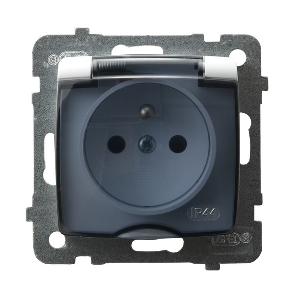 GNIAZDO POJEDYNCZE Z UZIEMIENIEM 2P+Z  BRYZGOSZCZELNE Z KLAPKĄ ZACISKI ŚRUBOWE 16A 250V IP44 BIAŁY KARO - GPH-1SZ/m/00/d - OSPEL
