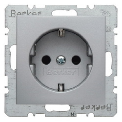 GNIAZDO SCHUKO Z UZIEMIENIEM SAMOZACISKI ALU B.KWADRAT/B.7  - 47231404 - HAGER