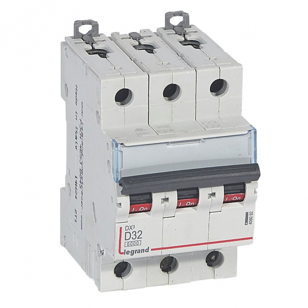WYŁĄCZNIK NADPRĄDOWY D 32A 3 POLOWY CHARAKTERYSTYKA D SERII DX3 S 303 - 408092 - LEGRAND