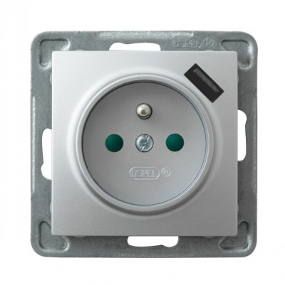 GNIAZDO POJEDYNCZE Z UZIEMIENIEM 2P+Z Z PRZESŁONAMI ZACISKI AUTOMATYCZNE Z ŁADOWARKĄ USB 16A/230 USB 5V/2.1A IP20 SREBRNY IMPRESJA - GP-1YZPUSB/m/18 - OSPEL