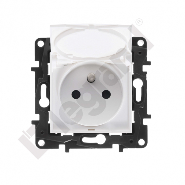 GNIAZDO POJEDYNCZE Z UZIEMIENIEM 2P+Z Z PRZESŁONĄ ZACISKI AUTOMATYCZNE 16A 230V IP44 BIAŁY NILOE STEP - 863136 - LEGRAND