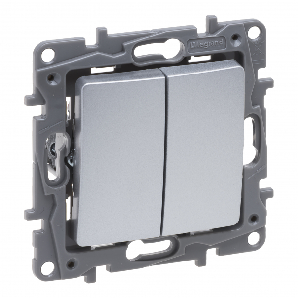 NILOE SELECTION - ŁĄCZNIK SCHODOWY PODWÓJNY 10 AX ALUMINIUM - 762102 - LEGRAND