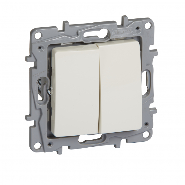 ŁĄCZNIK SCHODOWY 6A 10AX+PRZYCISK KREMOWY NILOE. - 764609 - LEGRAND