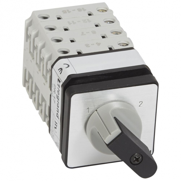 ŁĄCZNIK KRZYWKOWY 20A 4 BIEGUNY PROGRAM 1-2 PR17 - 027468 - LEGRAND