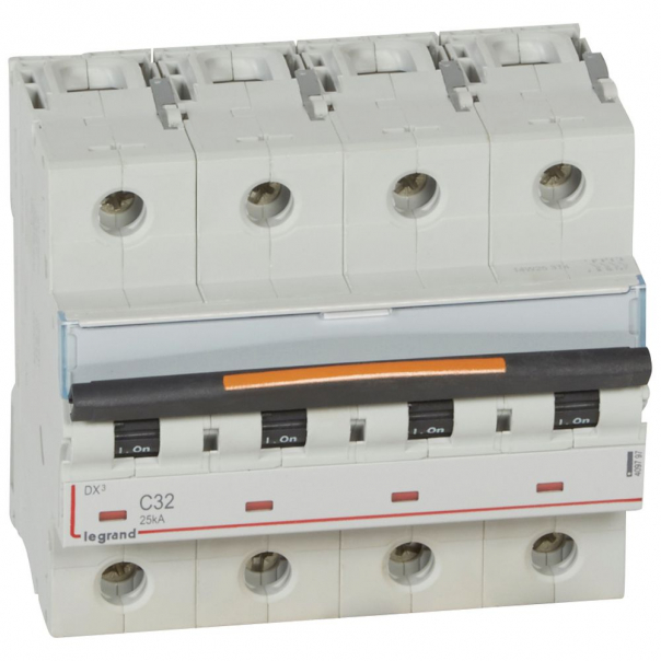 WYŁĄCZNIK NADPRĄDOWY C 32A 4-POLOWY 25KA DX3 S324 - 409797 - LEGRAND