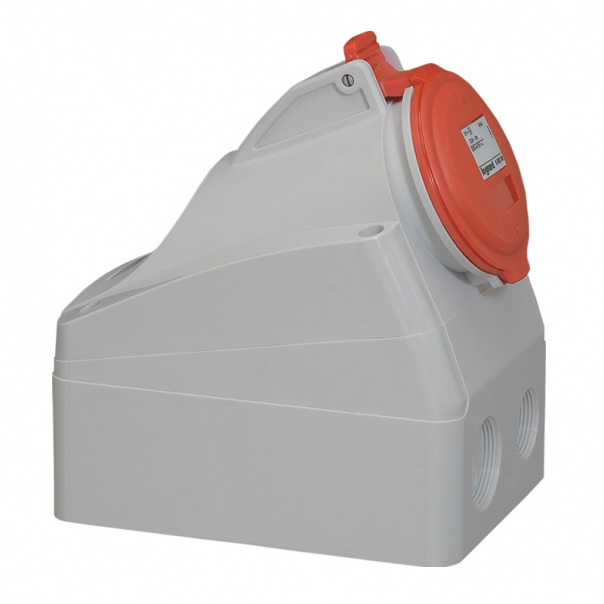 GNIAZDO STAŁE 16A 2-POLOWE Z UZIEMIENIEM 400V IP44 P17 TEMPRA PRO - 555157 - LEGRAND