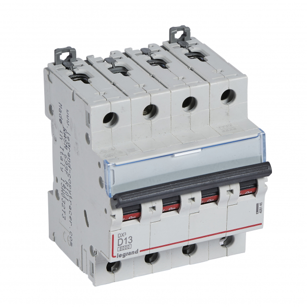 WYŁĄCZNIK NADPRĄDOWY D 13A 4 POLOWY CHARAKTERYSTYKA D SERII DX3 S 304 - 408146 - LEGRAND