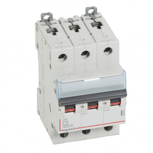WYŁĄCZNIK NADPRĄDOWY C 3A 3 POLOWY CHARAKTERYSTYKA C SERII DX3 S 303 - 407853 - LEGRAND