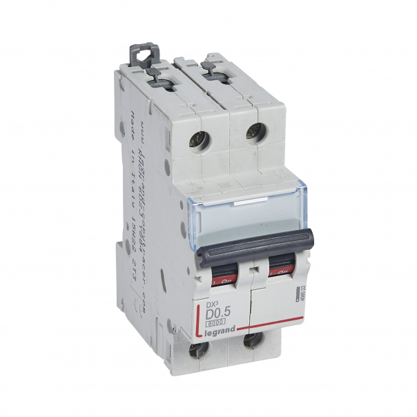 WYŁĄCZNIK NADPRĄDOWY D 0,5A 2 POLOWY CHARAKTERYSTYKA D SERII DX3 S 302 - 408022 - LEGRAND