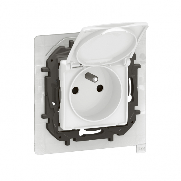 NOWE NILOE - GN 2P+Z Z PRZESŁONĄ IP44 ZACISKI AUTOMATYCZNE 16A-250V~ BIAŁE - NP3108WH - LEGRAND